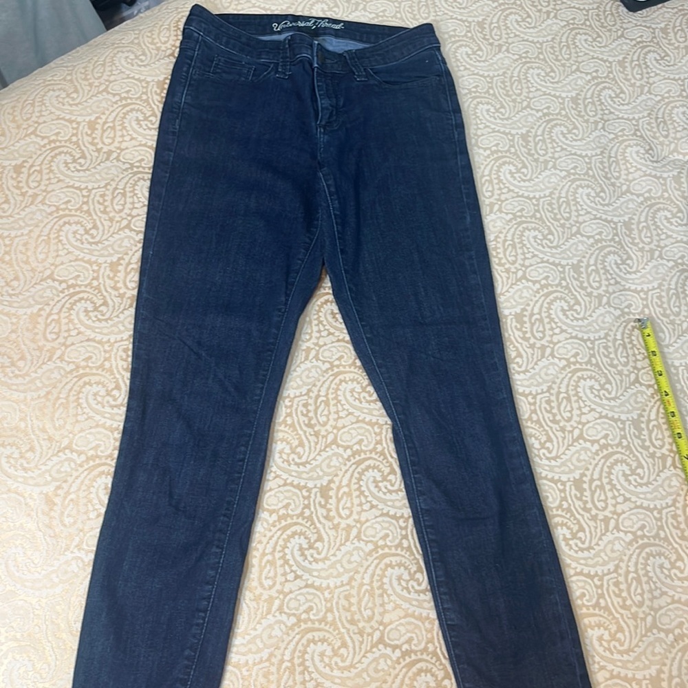 Universal Thread Mid Rise Skinny Jeans